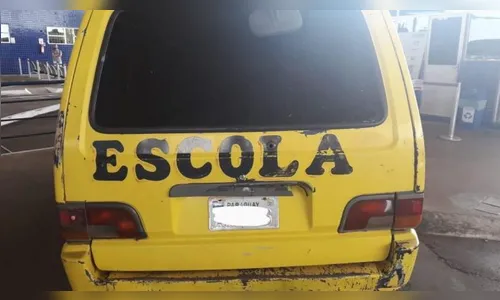 Van escolar é apreendida com mais 260 quilos de maconha no Paraná