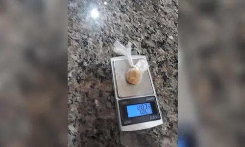 Três homens foram presos suspeitos de tráfico de drogas em Apucarana