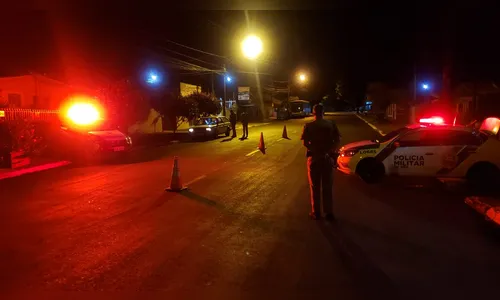 Motorista é flagrado na contramão e acaba detido por desobediência em Apucarana