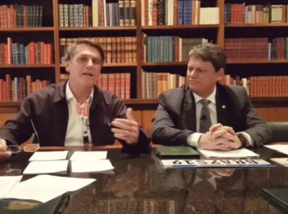 'Cada vez mais, o índio é um ser humano igual a nós', afirma Jair Bolsonaro