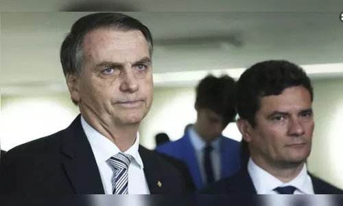 Bolsonaro diz que 'a chance no momento é zero' de dividir ministério de Moro