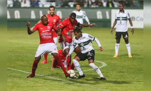 Coritiba tropeça em casa e empata com o Rio Branco