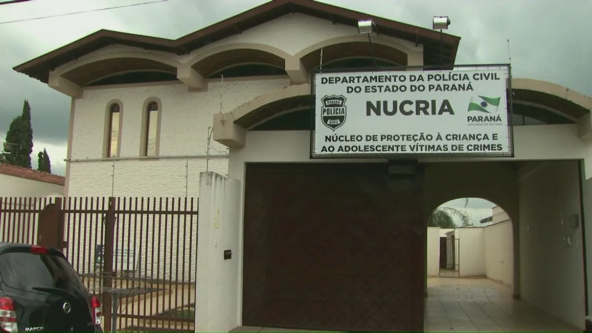Casal acusado de agredir filho adotivo em Londrina se torna réu por tortura