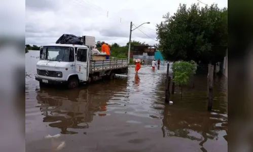 
						
							Temporais atingem cidades e causam mortes em Minas Gerais
						
						