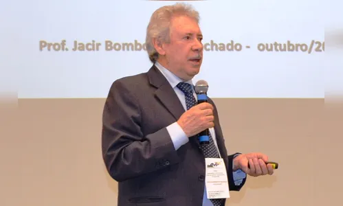 Municípios defendem mudanças na lei do piso nacional do magistério