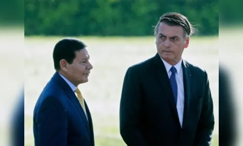 Bolsonaro se incomoda com vídeo em que Witzel chama Mourão de 'presidente'