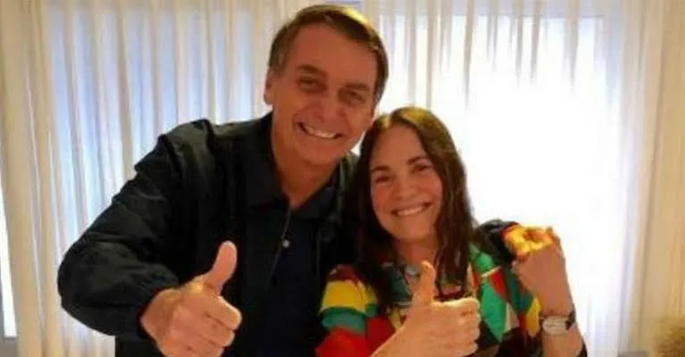 Bolsonaro diz que vai ligar para Regina Duarte para tentar nomeação nesta quarta