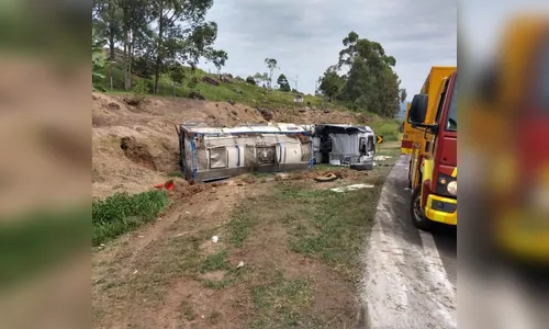 Parte da rodovia BR-376 é liberada após acidente; motorista foi encaminhado para UPA de Apucarana 