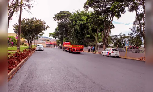 Prefeitura alarga rua e aumenta área de estacionamento na capela mortuária