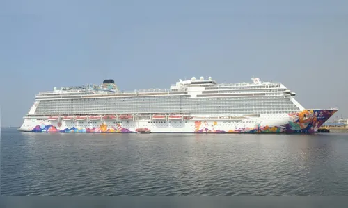 Cruzeiro com mais de 6 mil pessoas é bloqueado em porto da Itália por suspeita de coronavírus