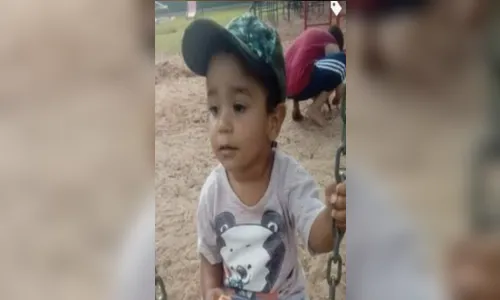 Criança que se afogou em Lobato morre no hospital