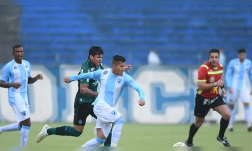 Coritiba vence Londrina por 3 a 2 no Estádio do Café