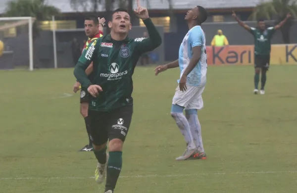 Coritiba muda nove jogadores na escalação, vence em Londrina e amplia série invicta