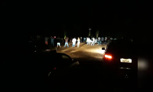 PM aborda 60 pessoas em Faxinal por perturbação do sossego