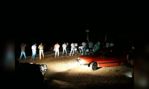 
							PM aborda 60 pessoas em Faxinal por perturbação do sossego
						
						