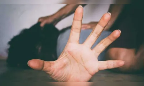 Dopada, mulher é estuprada na própria casa pelo ex-marido, em Cuiabá