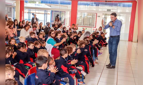 Doze mil alunos iniciam o ano letivo na rede municipal de Apucarana