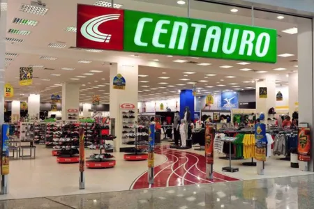 Centauro compra Nike no Brasil por R$ 900 milhões