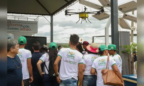 Unioeste lança drone para pulverização agrícola