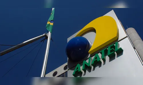 Anatel abre consulta pública sobre migração de concessões para autorizações de telefonia fixa