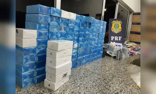 Em duas abordagens, PRF apreende quatro veículos com contrabandos do Paraguai