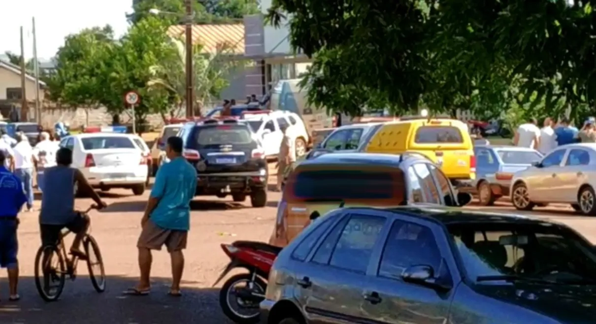 Segundo a PM, a ação dos suspeitos durou cerca de 30 minutos dentro do posto de saúde, em Formosa do Oeste — Foto: Adnilson Pedro Pinto/Arquivo pessoal
