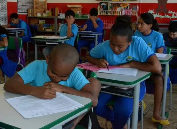 Estudantes tiveram desempenho acima da média estadual nas disciplinas de Português e Matemática