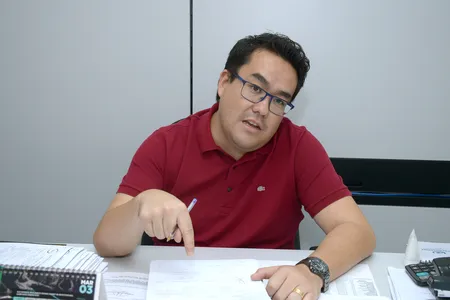 Prefeito Aquiles Takeda, presidente do Cisvir