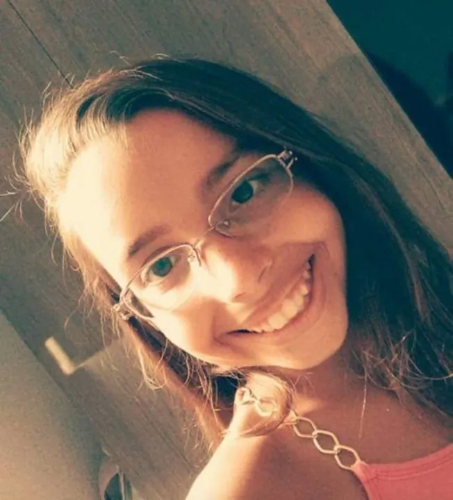 Caso de menina que morreu após cair e bater a cabeça durante brincadeira em escola viraliza