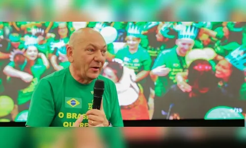 CCJ aprova projeto que concede título de cidadão honorário do Paraná para ‘véio da Havan’