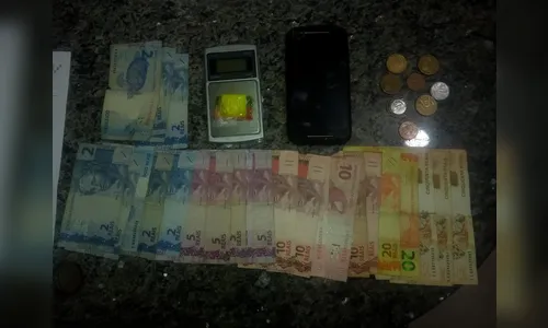 Adolescente é apreendido suspeito de tráfico em Apucarana 