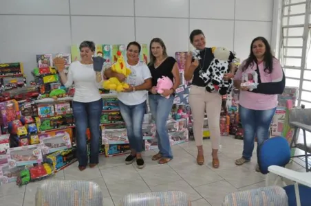 Jandaia do Sul adquire brinquedos para os CMEIs