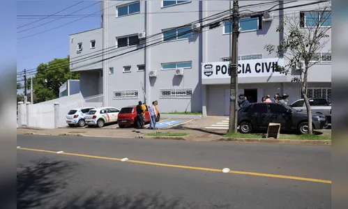 Sete policiais civis são presos durante operação que investiga desvio de carga, em Londrina 