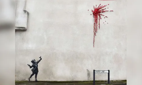 Artista brinca com violência e inocência em grafite de Valentine's Day