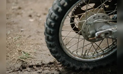 Homem é preso com moto furtada, em Apucarana 