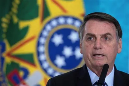 Bolsonaro oferece cargo de consolação a demitidos