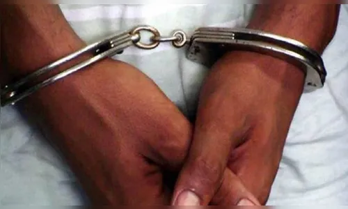 Homem furta serra elétrica e é preso em flagrante em Arapongas