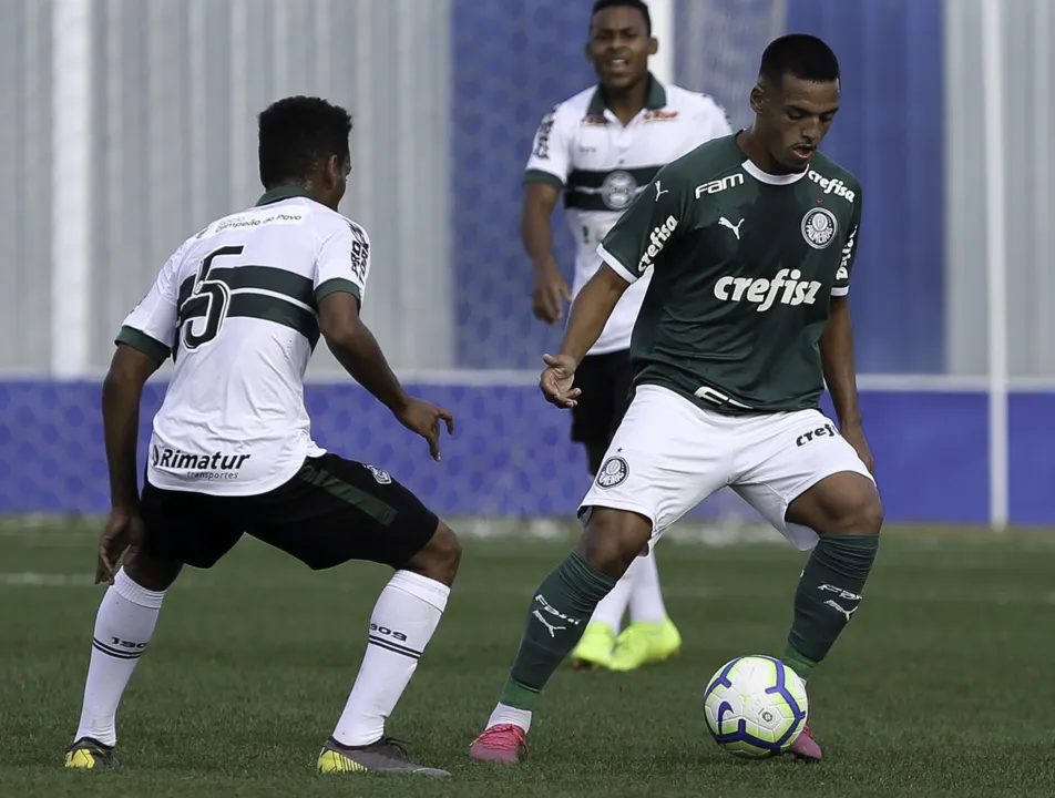 FPF divulga premiados em programa de excelência; Palmeiras voltará a participar