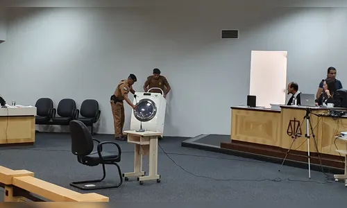 Pai acusado de matar o filho asfixiado dentro da máquina de lavar é absolvido em júri popular