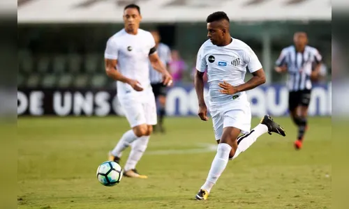 Santos muda melhor defesa pela 1ª vez no ano com entrada de titular de 2019