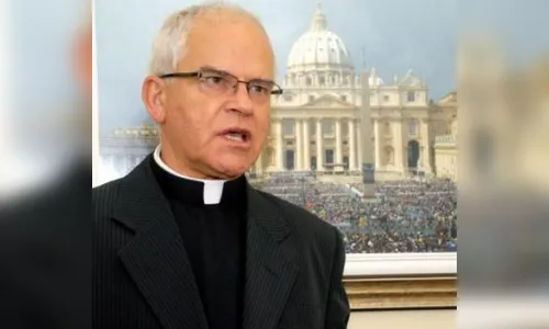 Monsenhor Roberto Carrara será homenageado nesta quinta (20) pela Câmara de Apucarana