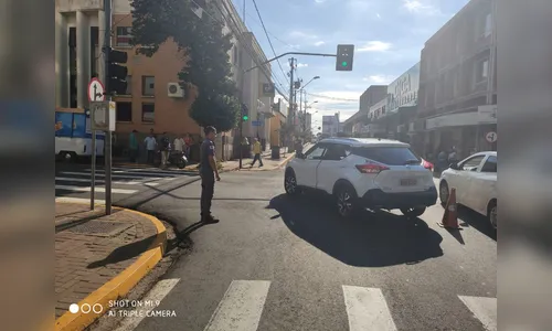 Motociclista sofre ferimentos após acidente no centro de Apucarana
