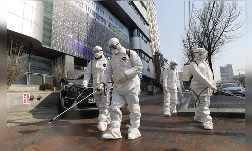 OMS diz esperar resultados de 2 testes clínicos de remédios contra coronavírus