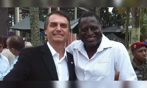 Bolsonaro diz que deputado negro deu uma ‘queimadinha’