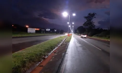 
							Prefeitura faz testes na iluminação instalada no trecho urbano da PR-218 
						
						