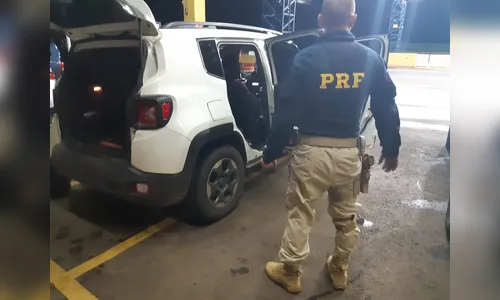 Condutor é preso em Mandaguari pela PRF após apresentar documento falso 