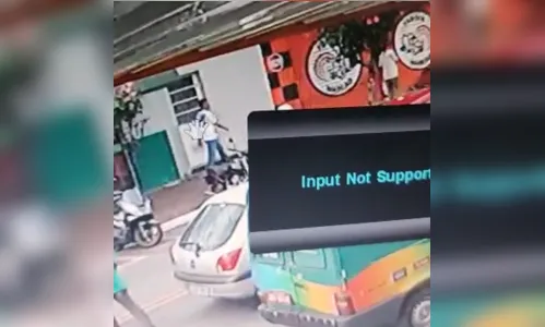 Vídeo de Gol sendo furtado na sexta (21), em Apucarana, circula pela internet; assista