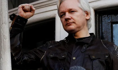 Internacional Julgamento de Assange começa na segunda-feira (24) 