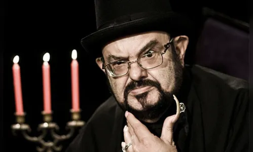 Série sobre Zé do Caixão é disponibilizada na íntegra no YouTube