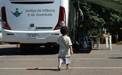 Brasil tem atualmente 4,9 mil crianças e adolescentes para a adoção